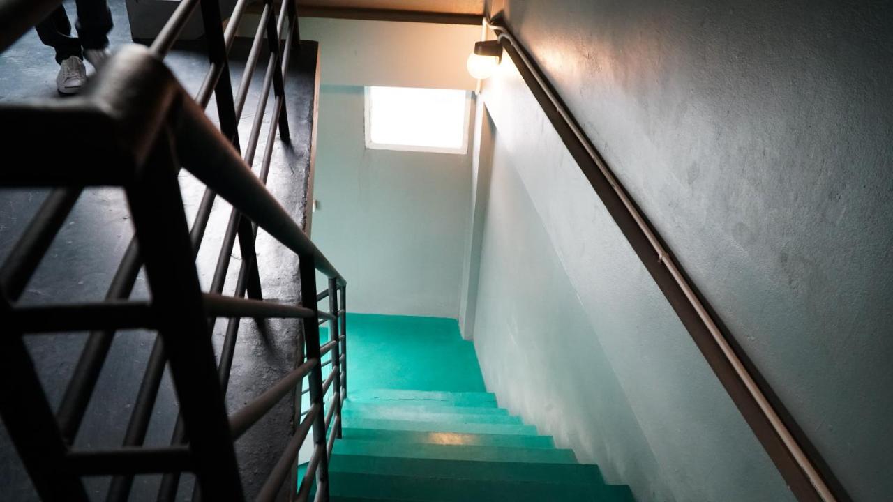 D House Hostel Bangkok Exterior photo